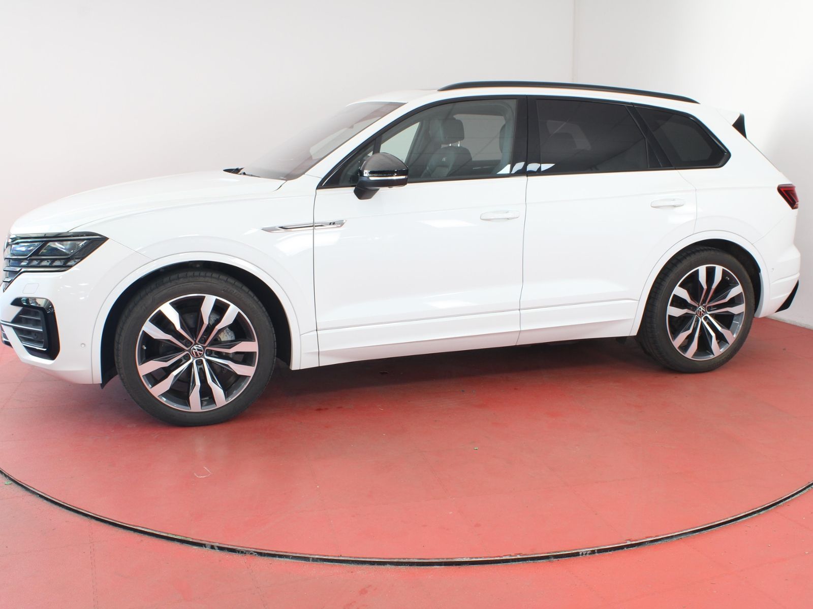 Volkswagen Touareg R-Line Black Style 3.0TDI 582,-ohne Anza