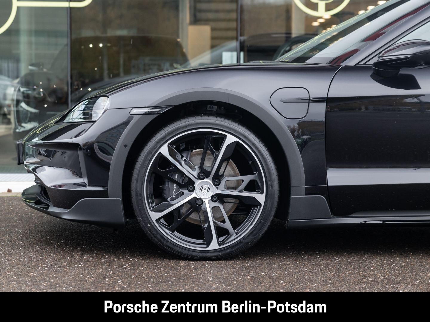 Porsche Taycan 4 Cross Turismo HD-Matrix InnoDrive 21-Zo