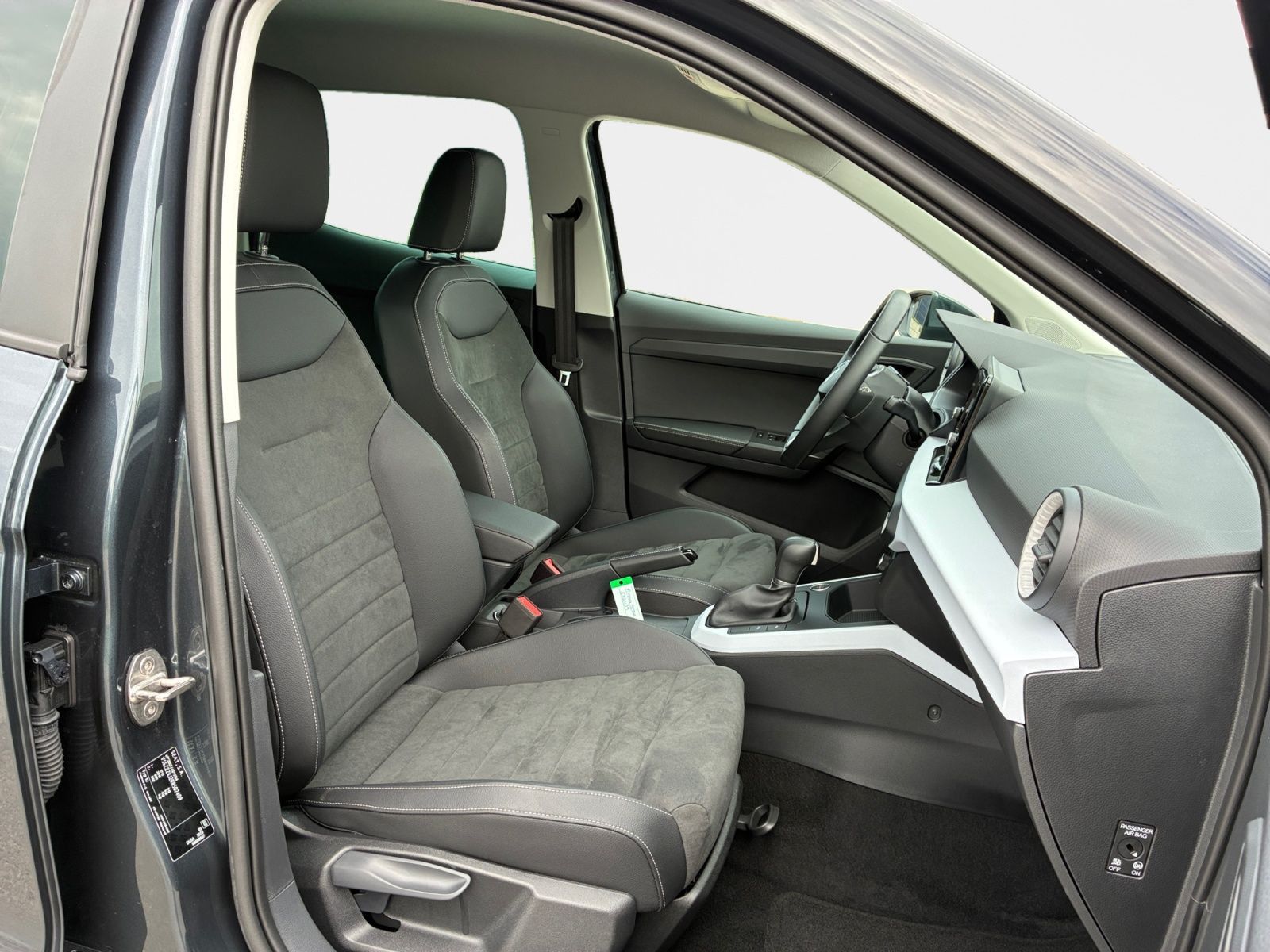 Seat Arona 1.0 TSI DSG Style Edition AHK SHZ Rückfahr