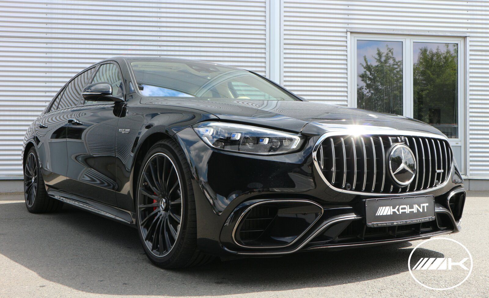Mercedes-Benz S 63 E AMG L 4M - Samsaru's Car Outlet
