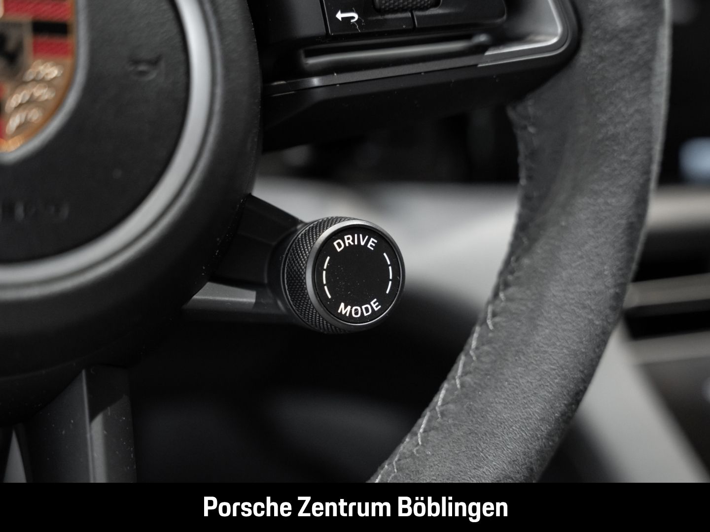 Porsche Taycan 4 Cross Turismo BOSE Panorama LED-Matrix