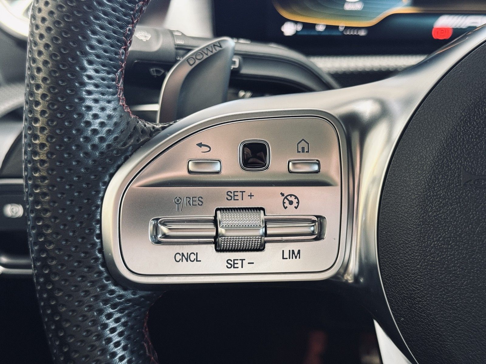 Mercedes-Benz CLA 45 AMG - Samsaru's Car Outlet