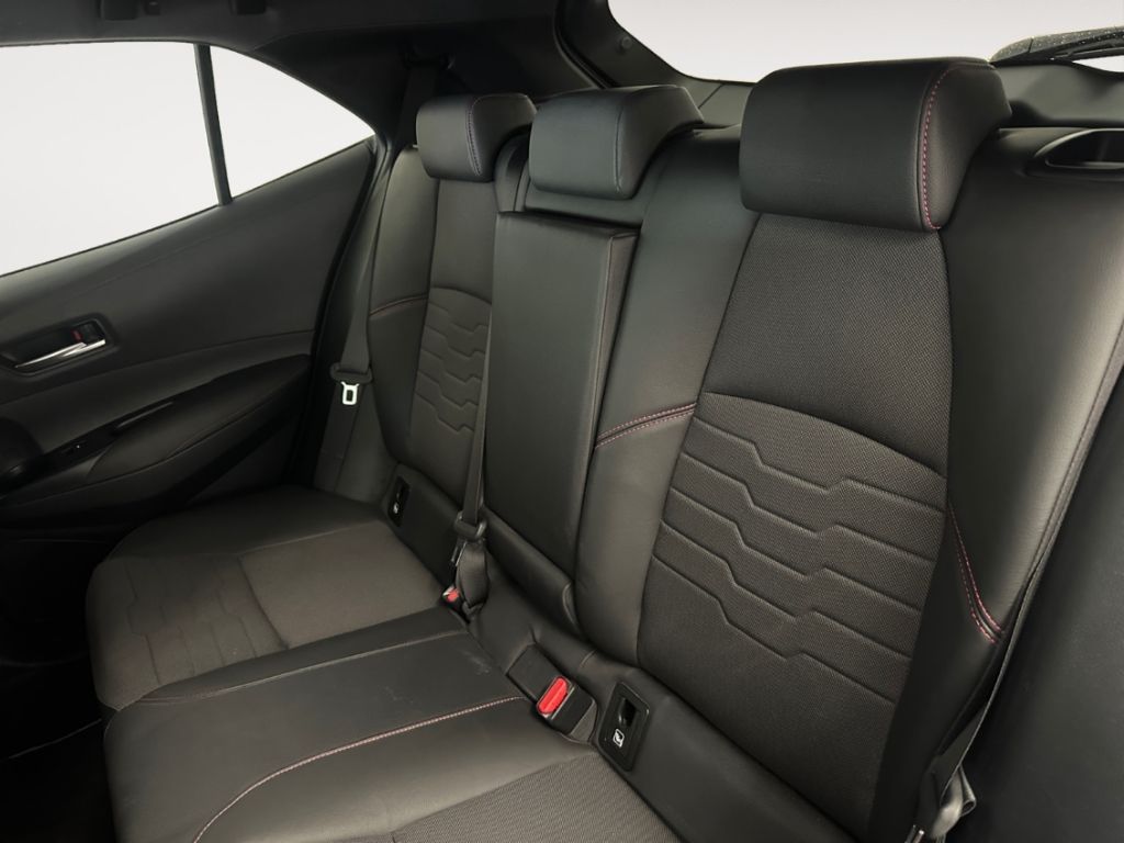 Toyota Corolla Hybrid Lounge - Samsaru's Car Outlet
