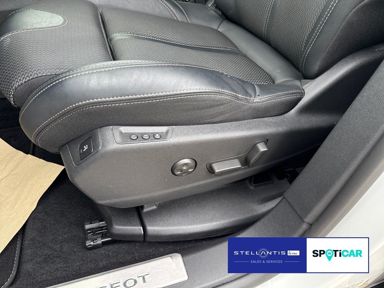 Peugeot 3008 Hybrid 225 GT SHZ NAVI CAM