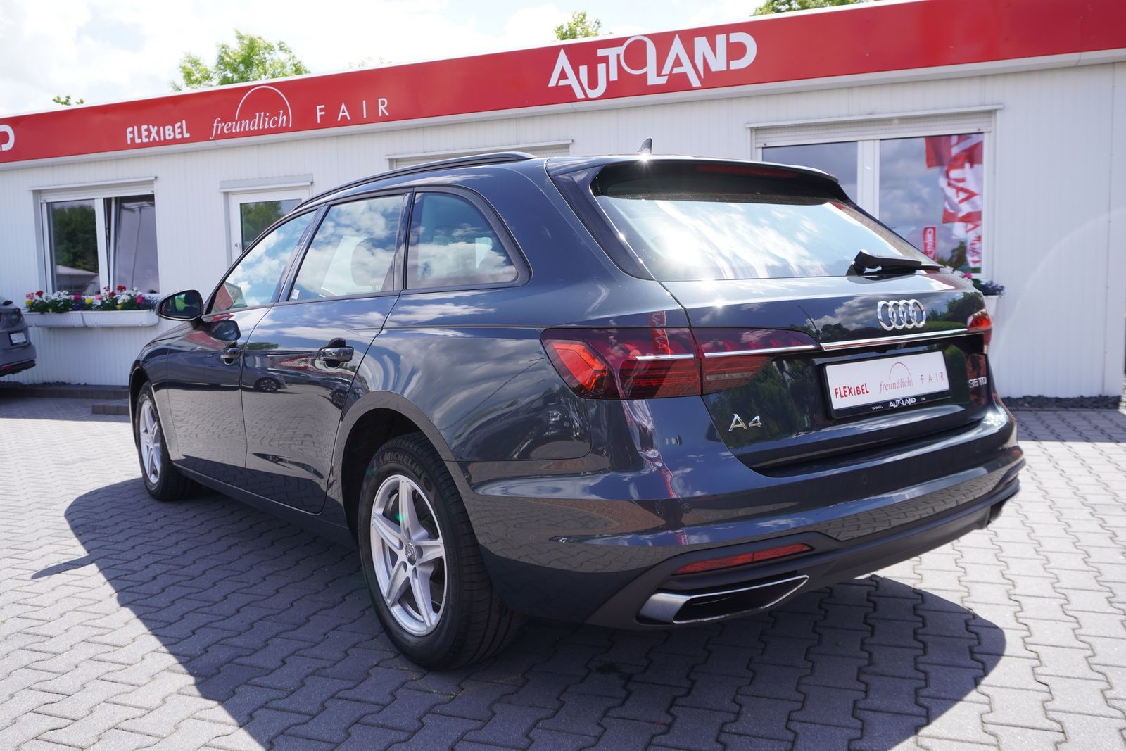 Audi A4 Avant 35 TDI S-Tronic - Samsaru's Car Outlet