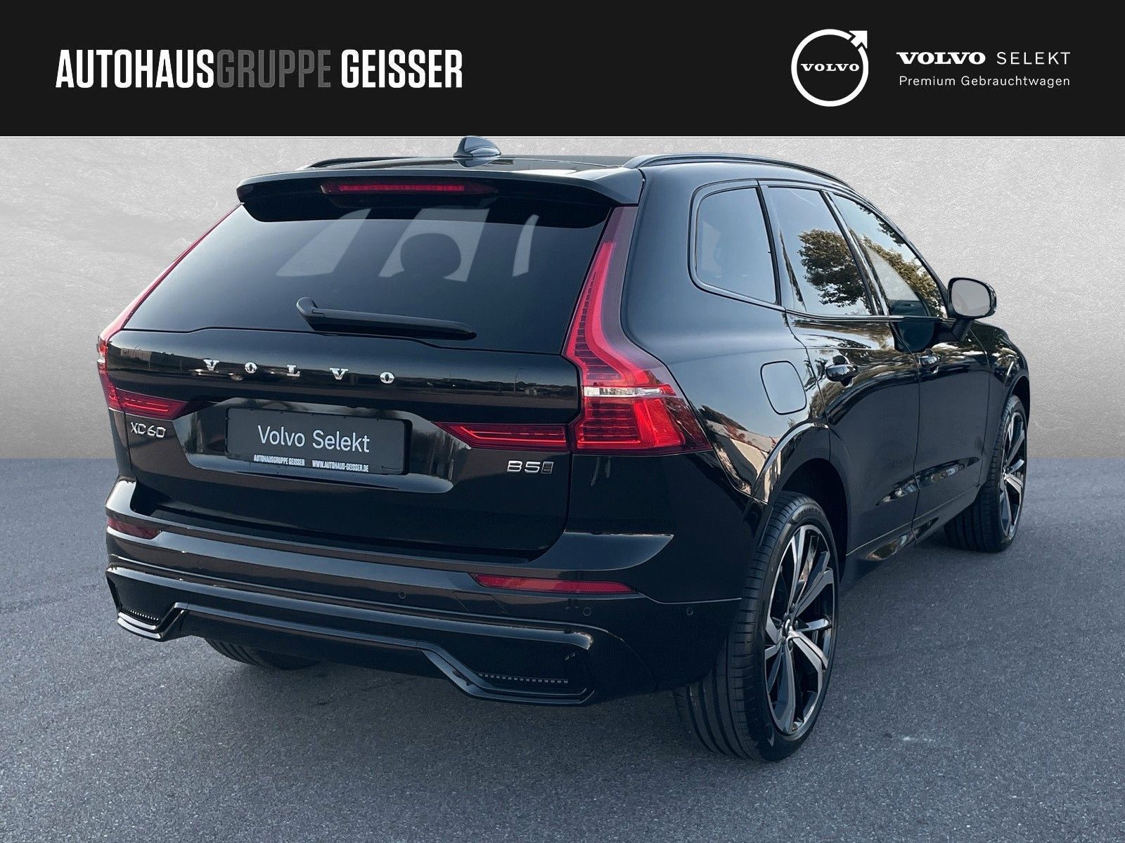 Volvo XC60 B5 AWD Plus Dark AHK ACC BLIS SD
