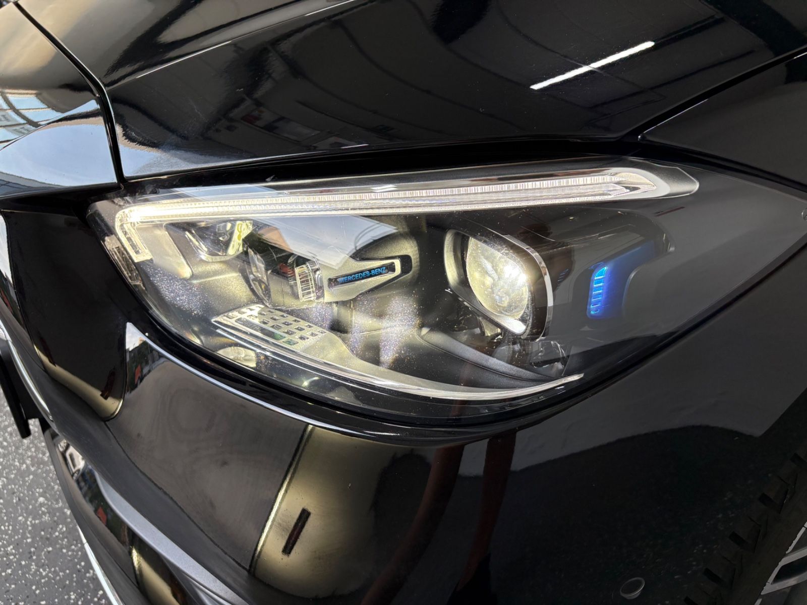 Mercedes-Benz C 220d AMG-Line - Samsaru's Car Outlet