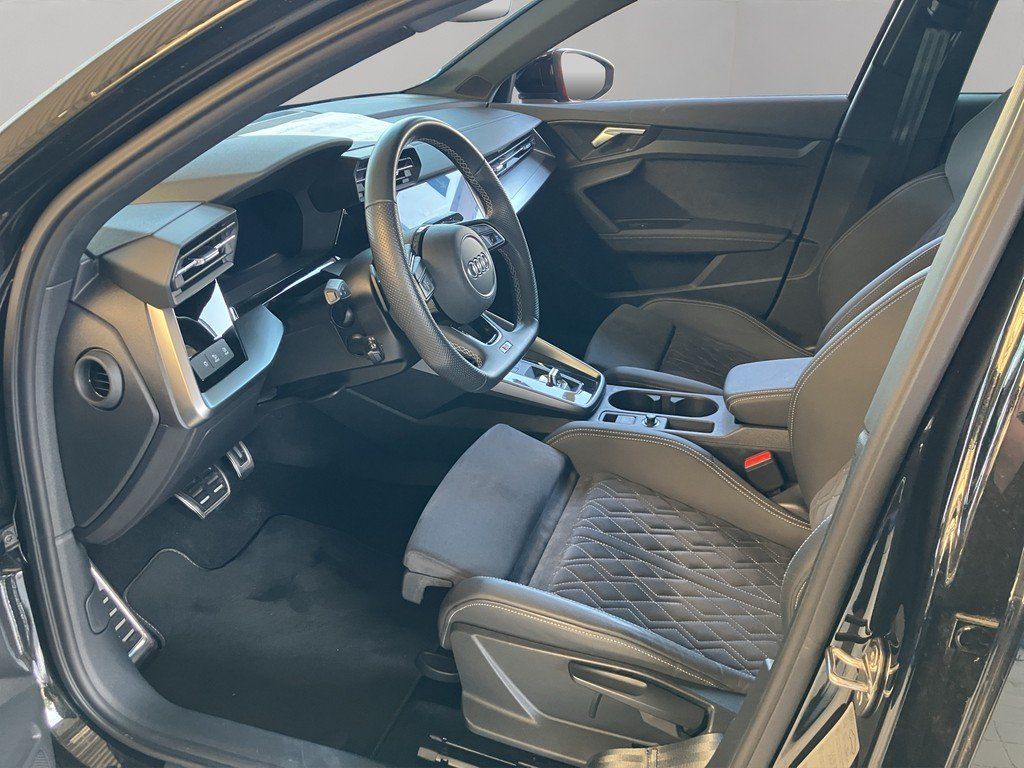 Audi A3 Sportb. 45 TFSIe S Line Einparkhilfe hinten