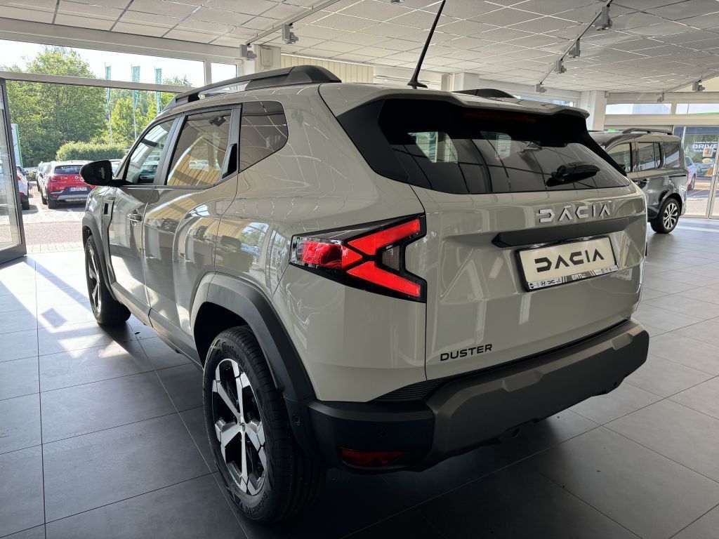 Dacia Duster Neuer Journey TCe130 - Samsaru's Car Outlet