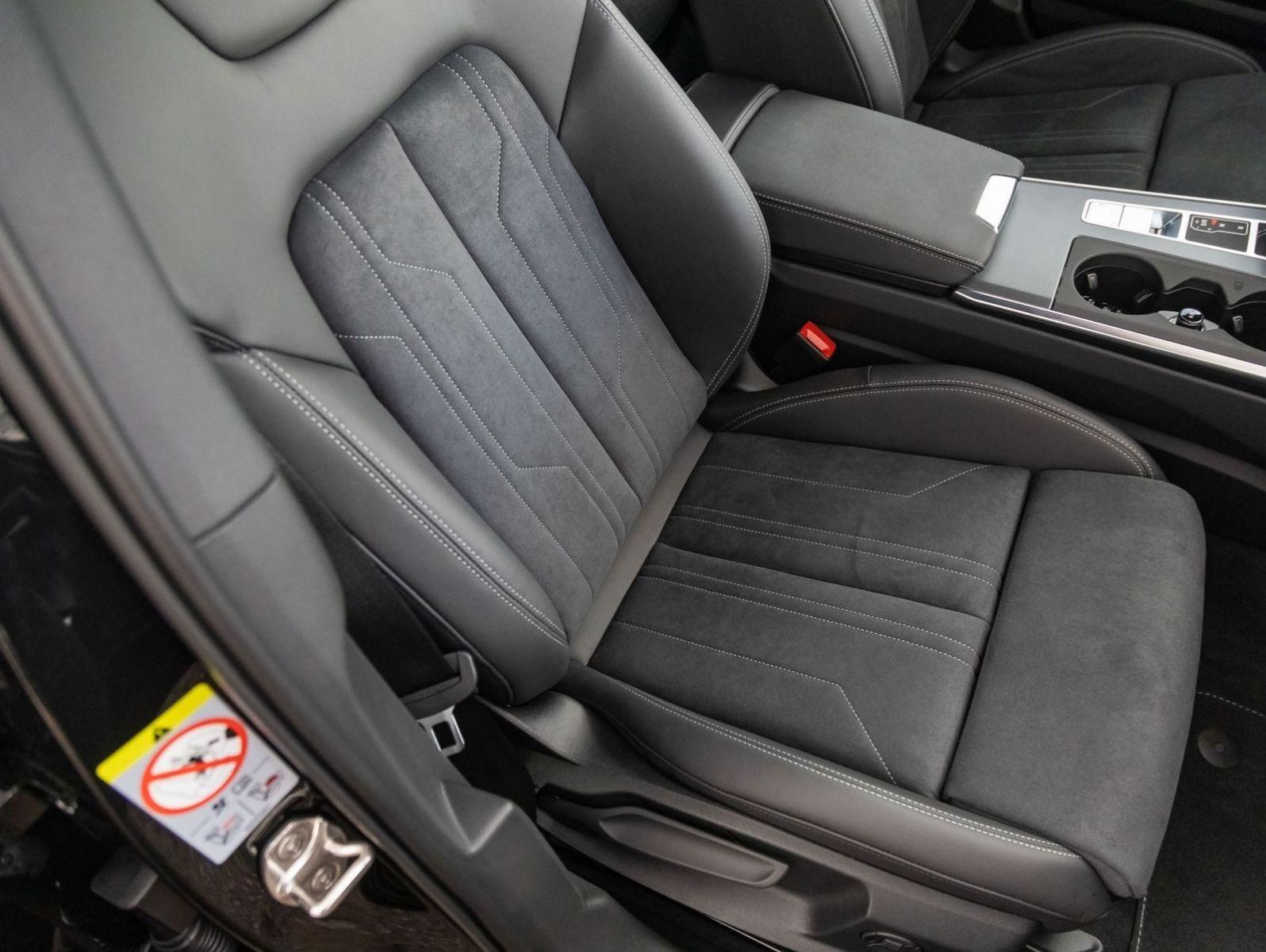 Audi A6 Avant S line 40TDI Stronic - Samsaru's Car Outlet