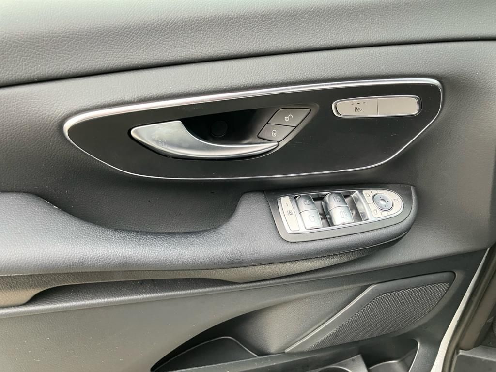 Mercedes-Benz V 300 d lang 4x2 Edition AMG - Samsaru's Car Outlet