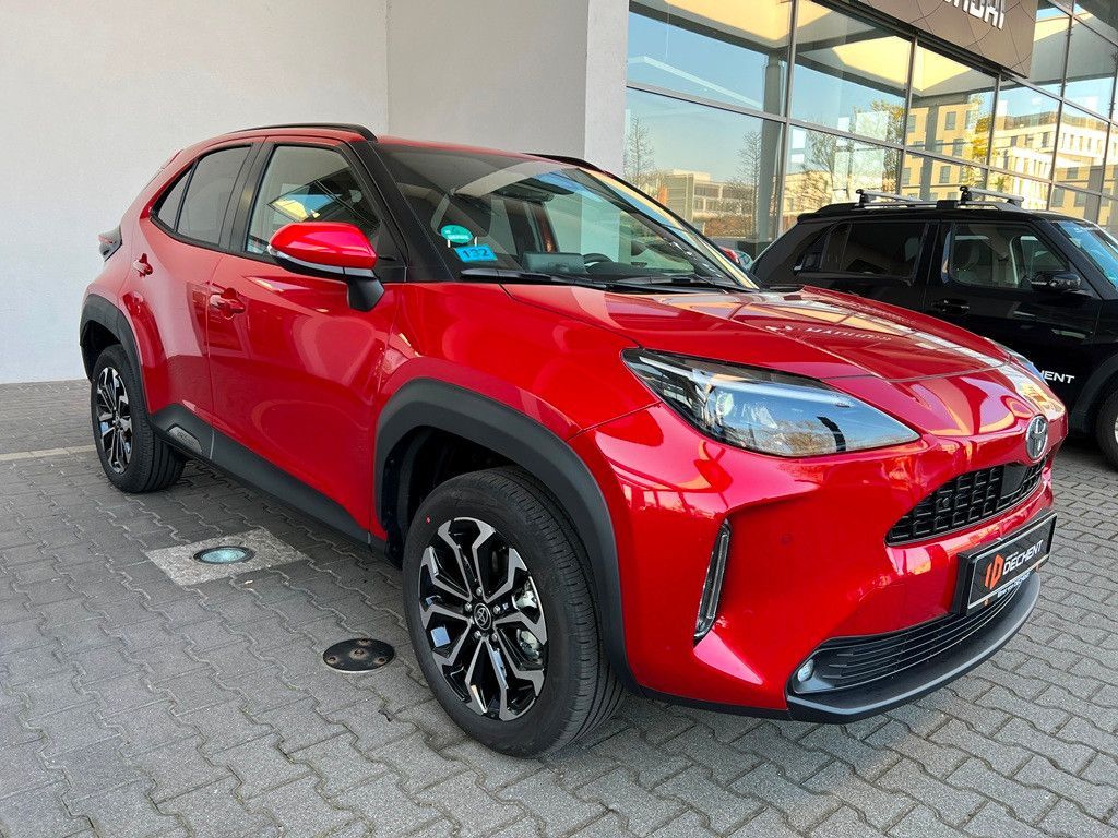 Toyota Yaris Cross 1.5 E FWD Teamplayer KlimaA,LED,Navi
