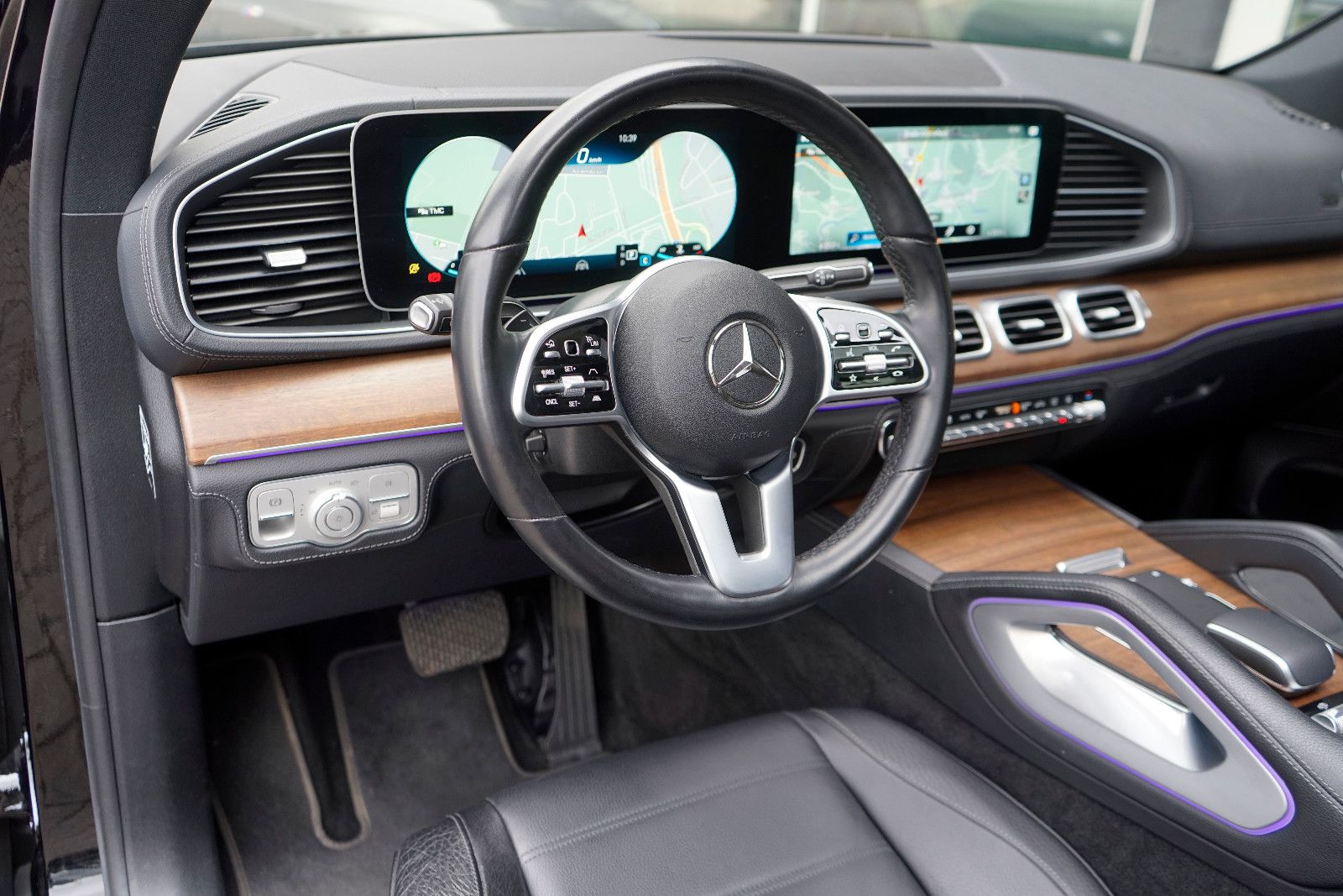 Mercedes-Benz GLE 300d 4M*Exclusive*3xTV*360*Distr*Pano*7xSitz