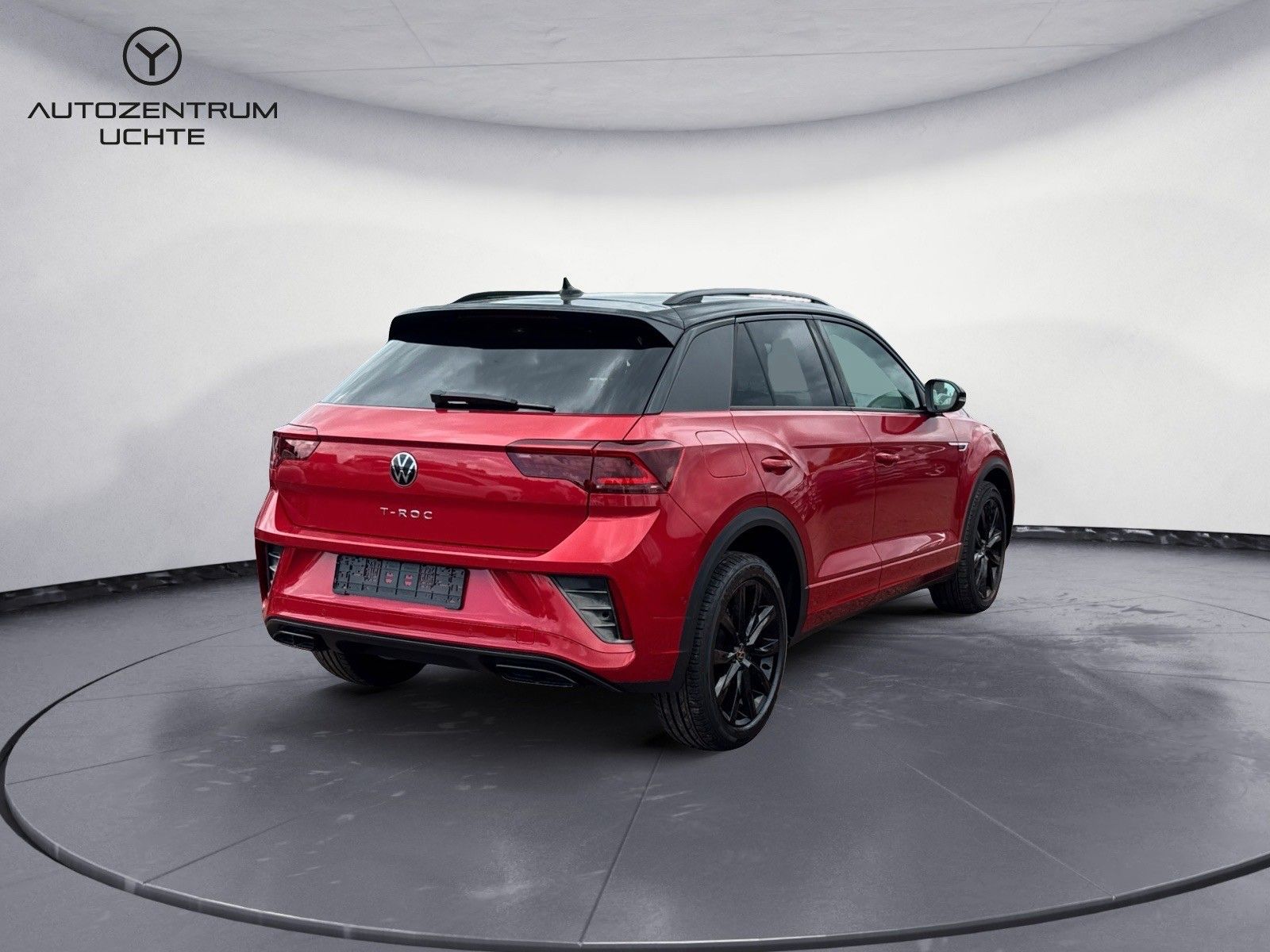 Volkswagen T-Roc R-Line - Samsaru's Car Outlet