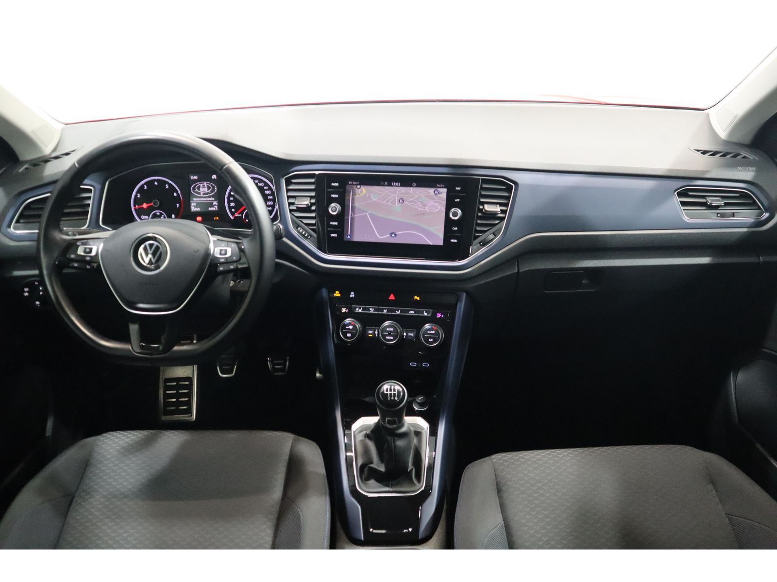 Volkswagen T-Roc 1.0 TSI - Samsaru's Car Outlet