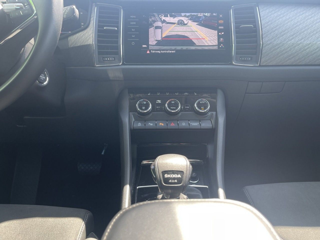 Skoda Kodiaq 2.0TDI DSG 4x4 - Samsaru's Car Outlet
