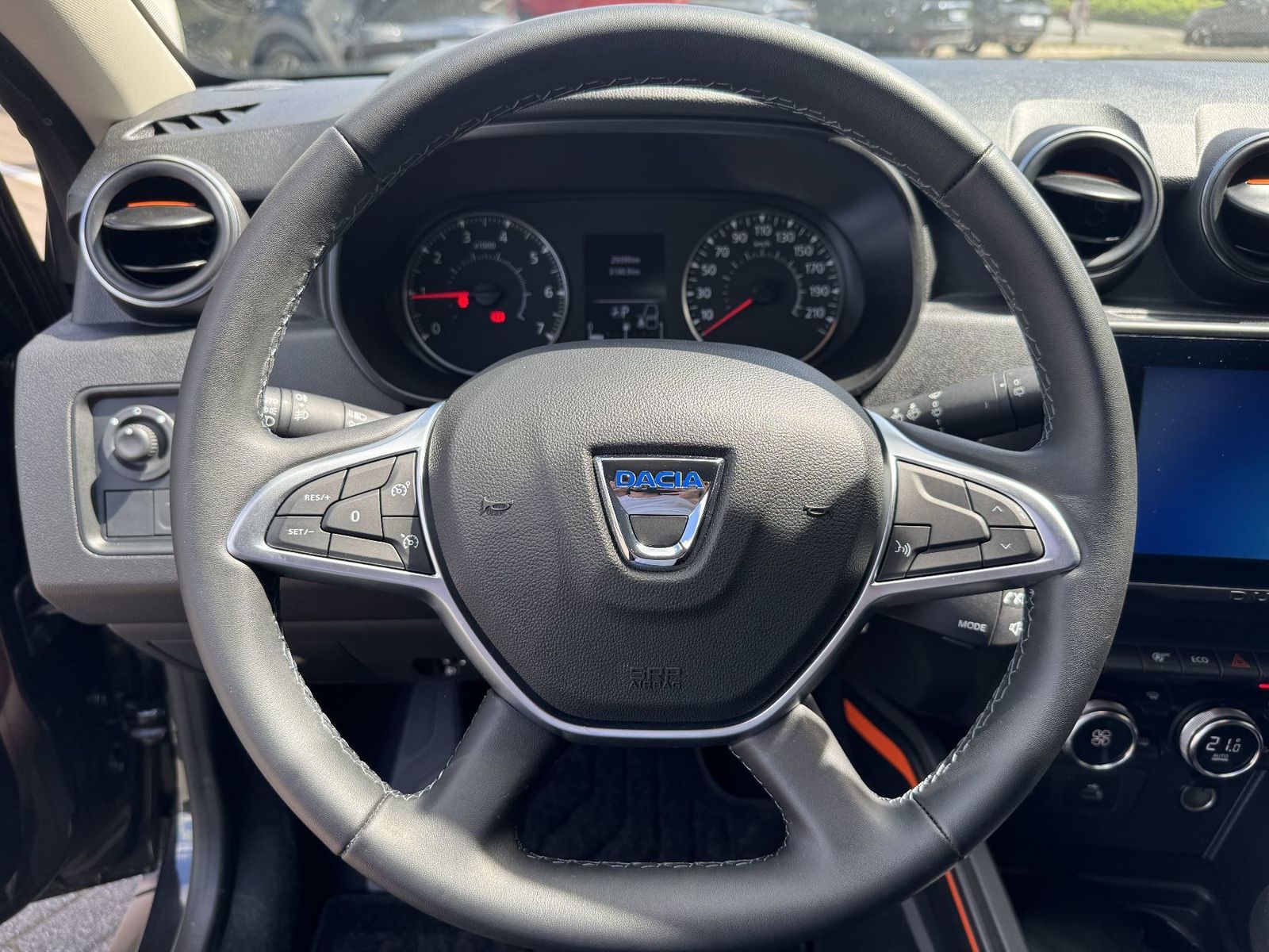 Dacia Duster Sondermodell Extreme 150 EDC - Samsaru's Car Outlet