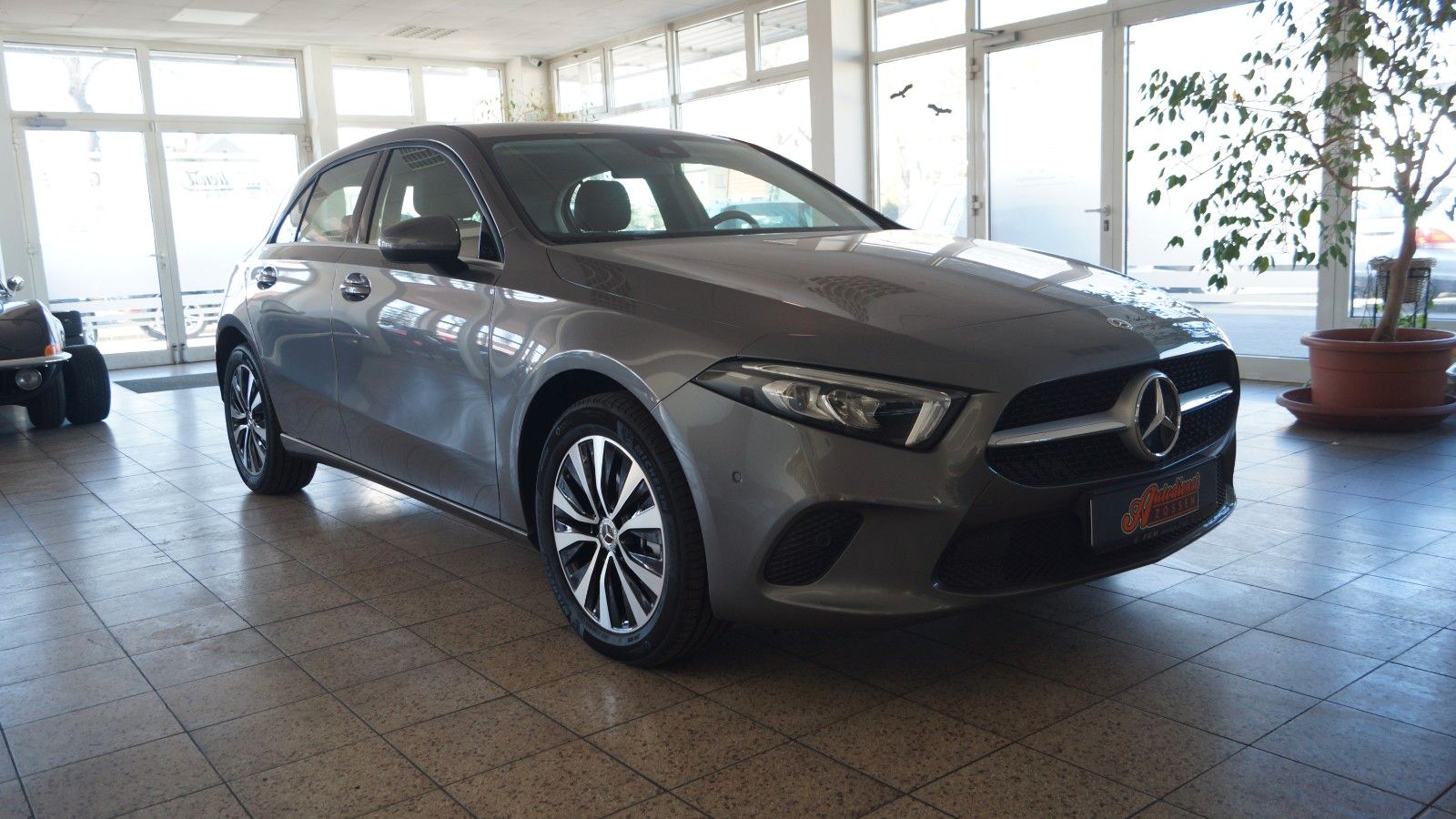 Mercedes-Benz A -Klasse A 250 e - Samsaru's Car Outlet