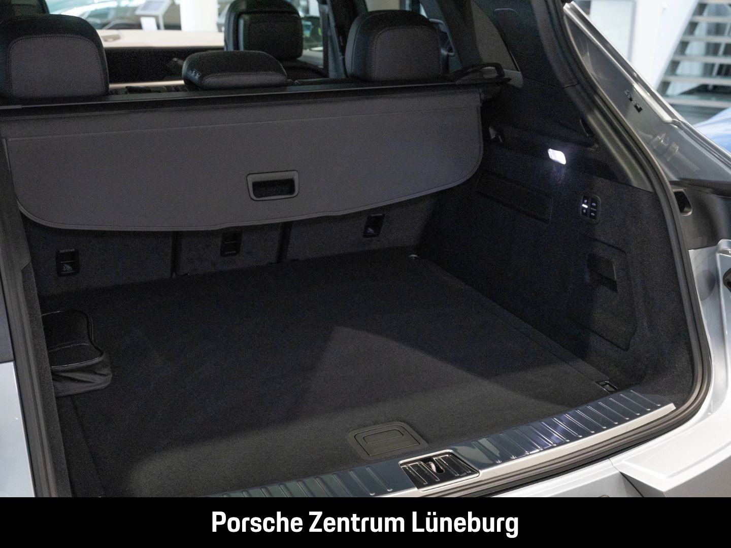 Porsche Cayenne BOSE Luftfederung Panorama Surround-View