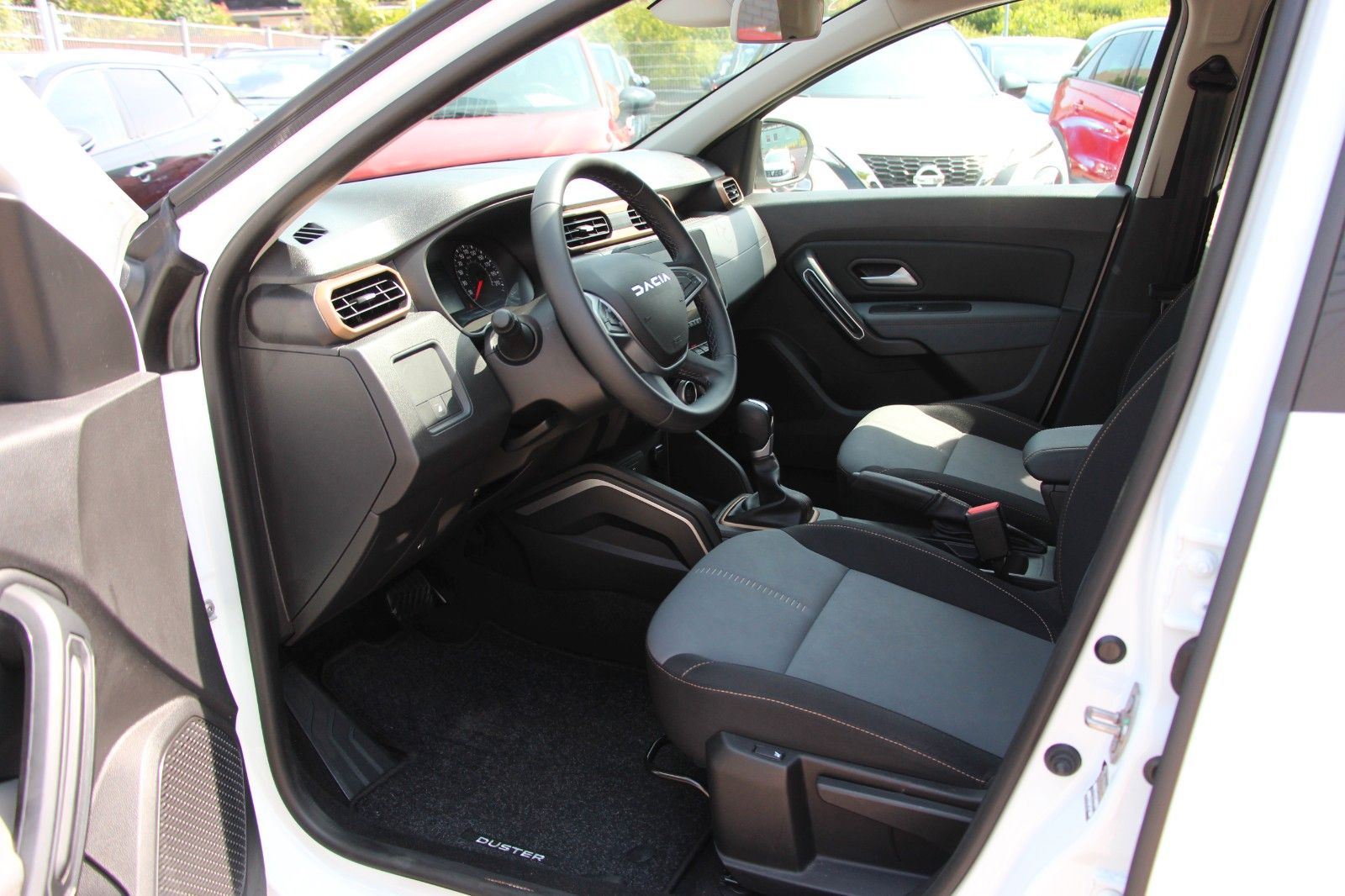 Dacia Duster TCe 150 EDC Extreme - Samsaru's Car Outlet