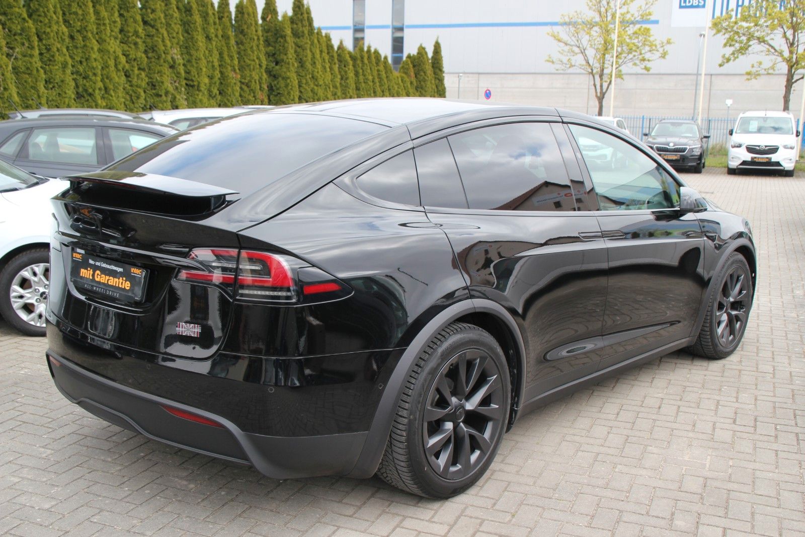 Tesla Model X Plaid 1020PS Yoke AHK Garantie