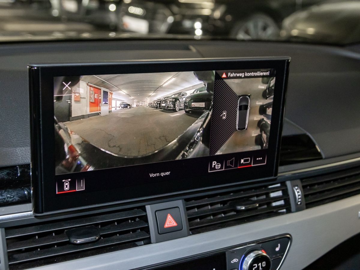 Audi A4 Avant 45 TFSI qu S line - Samsaru's Car Outlet