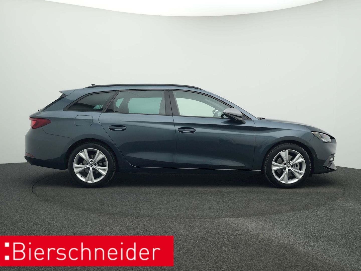 Seat Leon Sportstourer 2.0 TDI DSG FR NAVI AHK LED