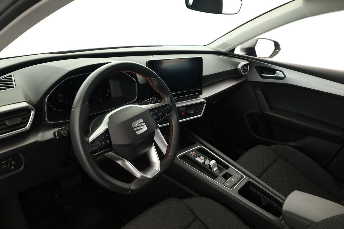 Seat Leon Sportstourer 2.0 TDI DSG FR LED Nav Kam AHK