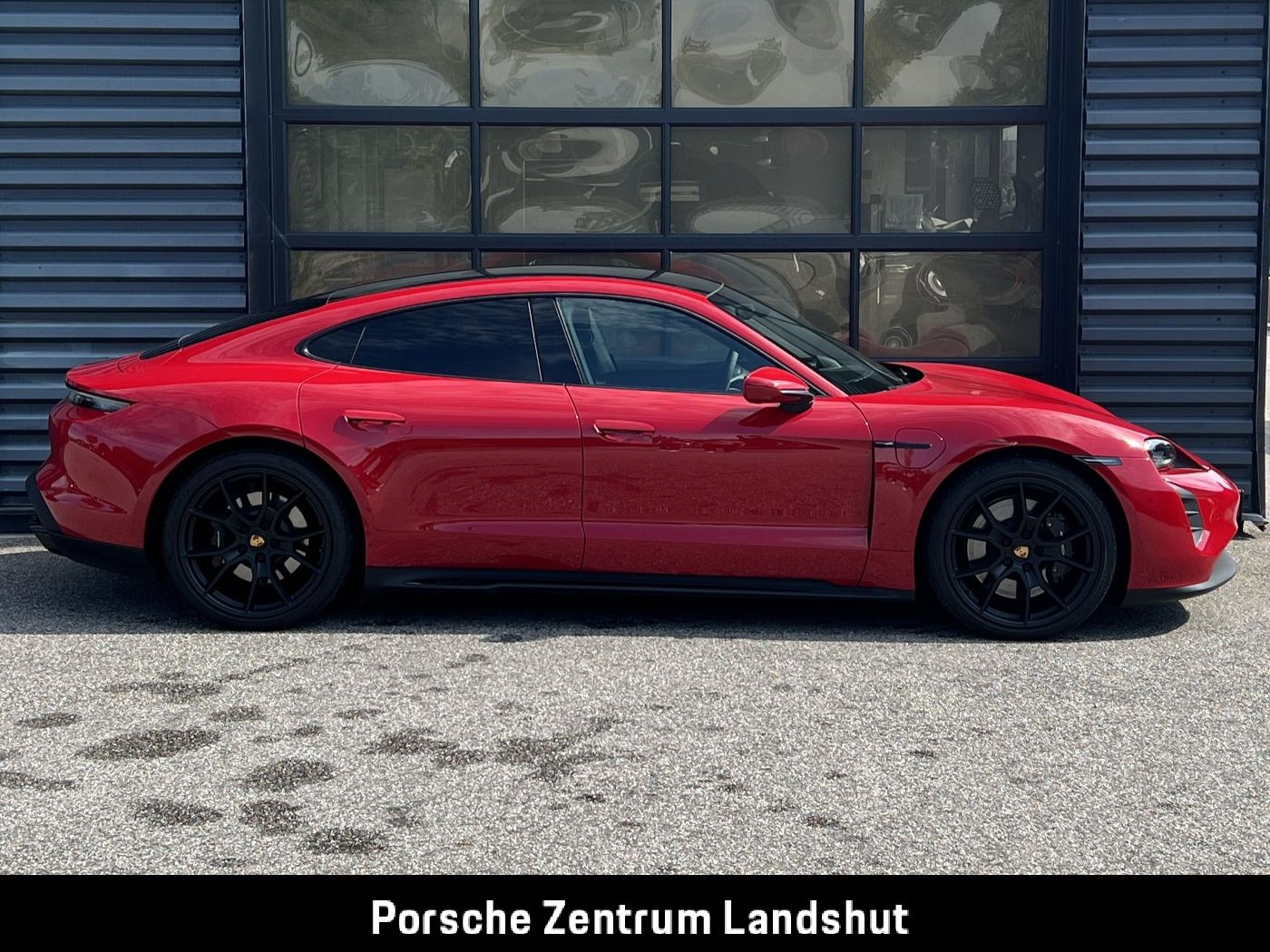 Porsche Taycan GTS | Panoramadach mit Sunshine Control |