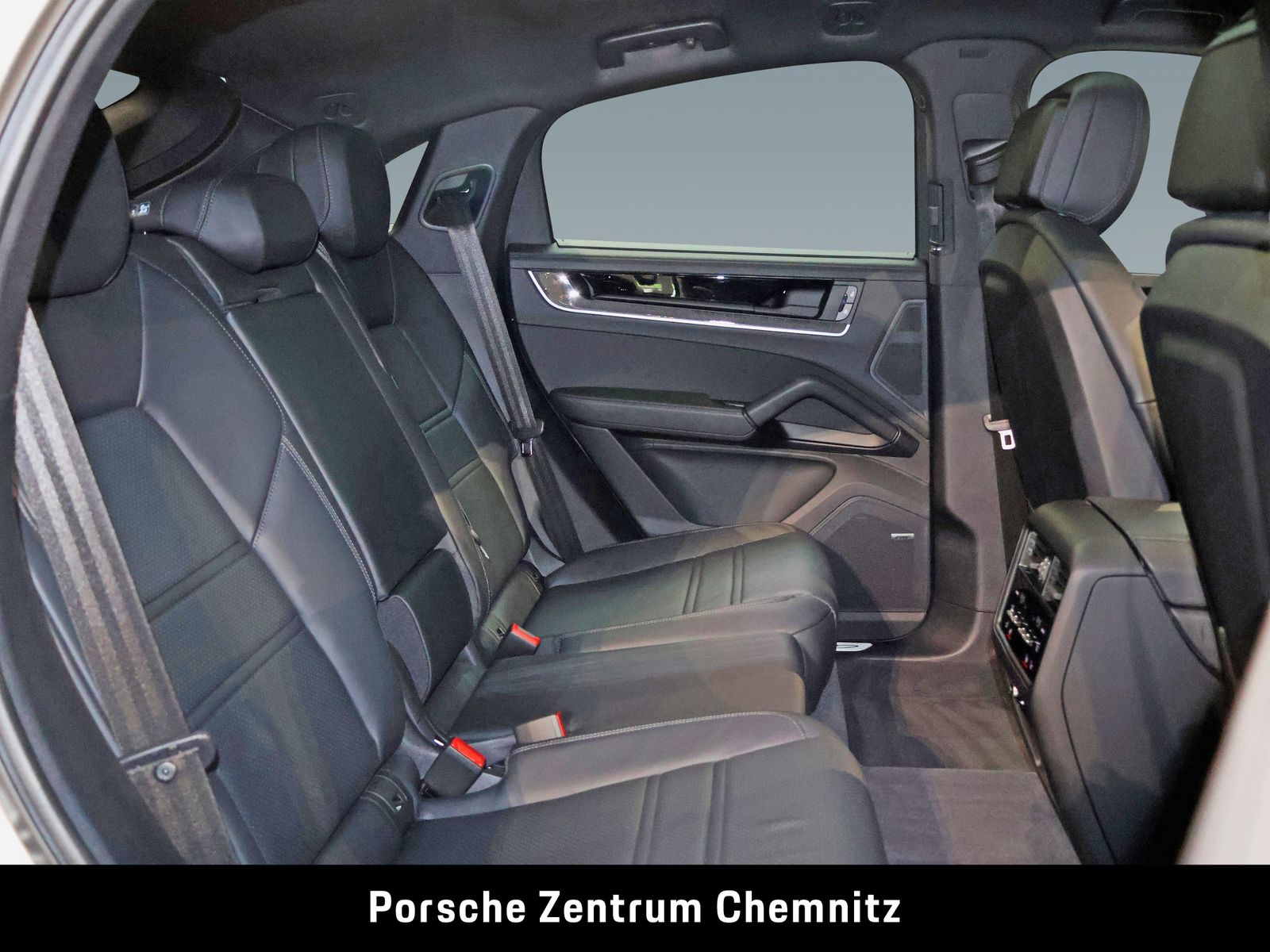 Porsche Cayenne E-Hybrid Coupé 4+1Sitze; 360°;Sitzbelüft