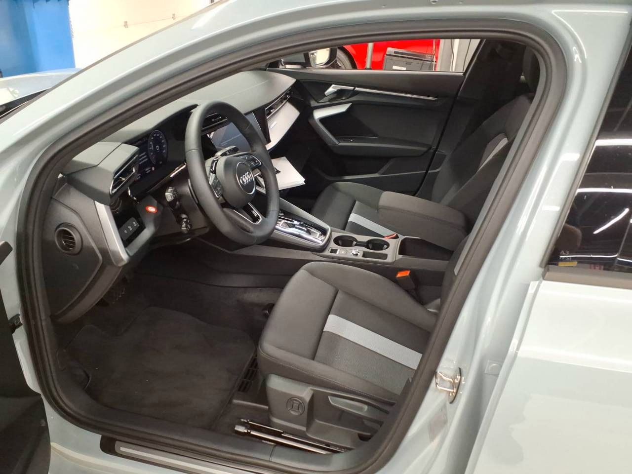 Audi A3 Limousine 30 TFSI advanced - Samsaru's Car Outlet