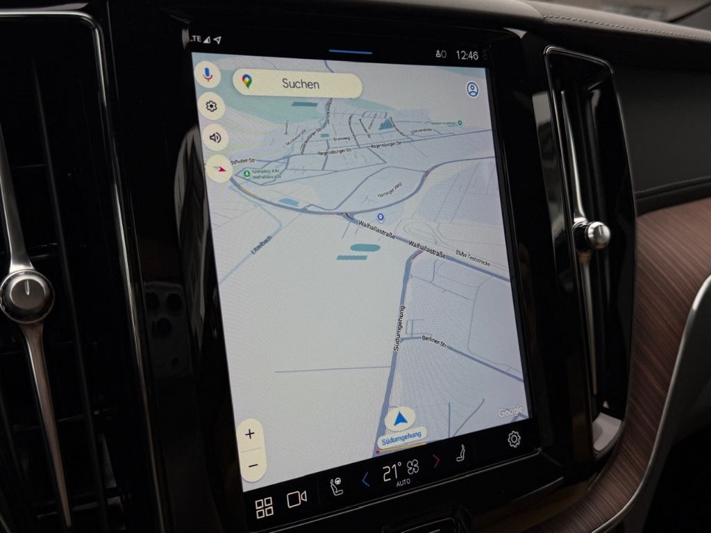 Volvo XC60 Ultimate Dark Recharge Plug-In Hybrid T8 AW