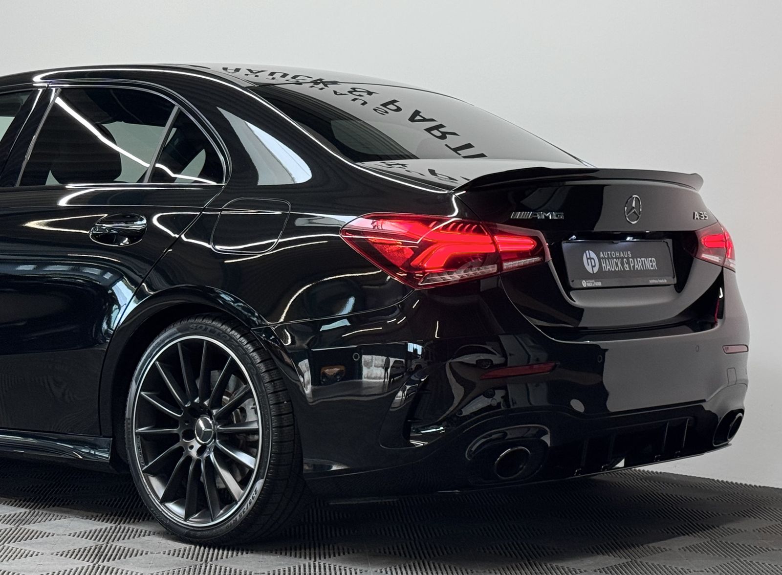 Mercedes-Benz A 35 AMG 4M - Samsaru's Car Outlet