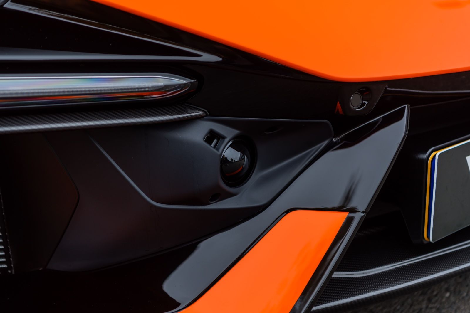 Lamborghini Revuelto *AD PERSONAM*CARBON*FULL ASSIST*SONUS*