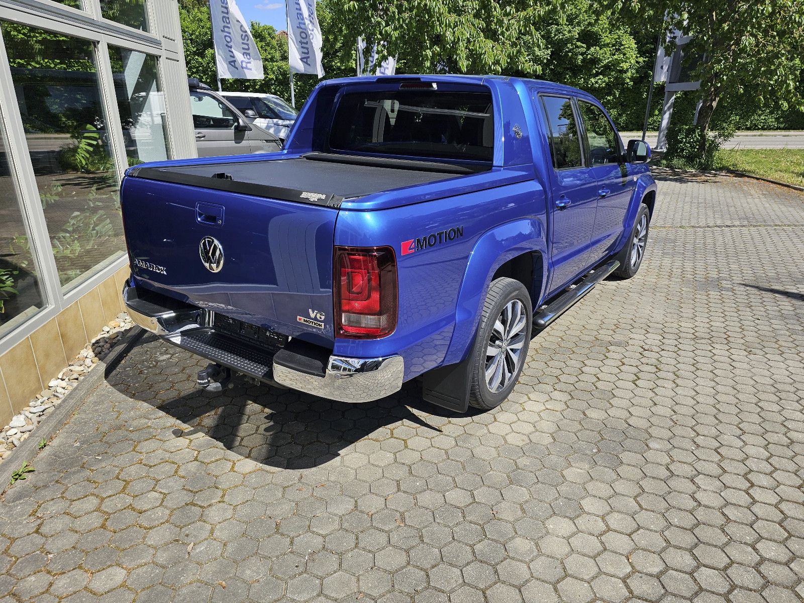 Volkswagen Amarok Aventura 3.0 TDI V6 190 KW AG8 4MO - Samsaru's Car Outlet