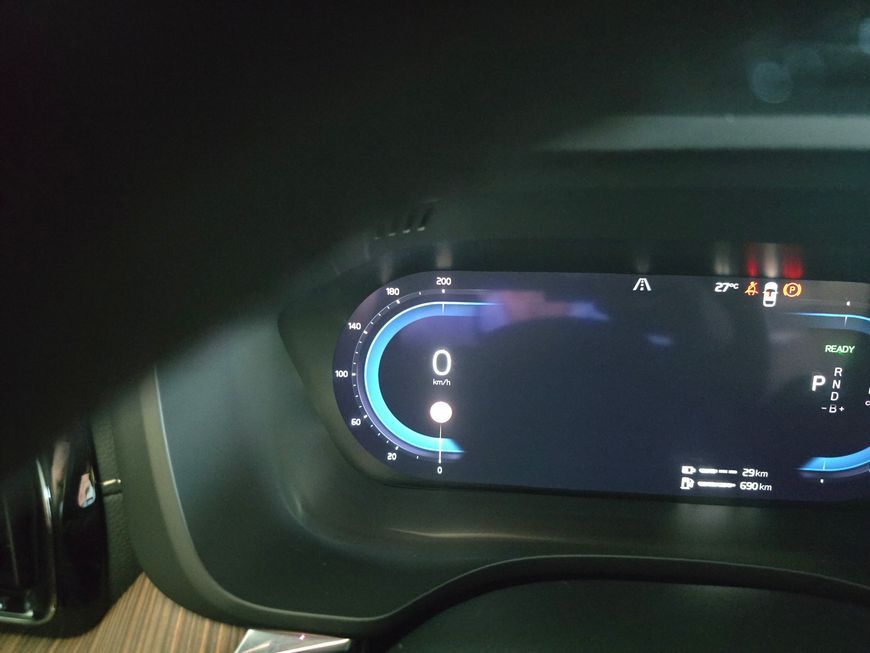 Volvo XC60 T6 AWD Recharge - Samsaru's Car Outlet