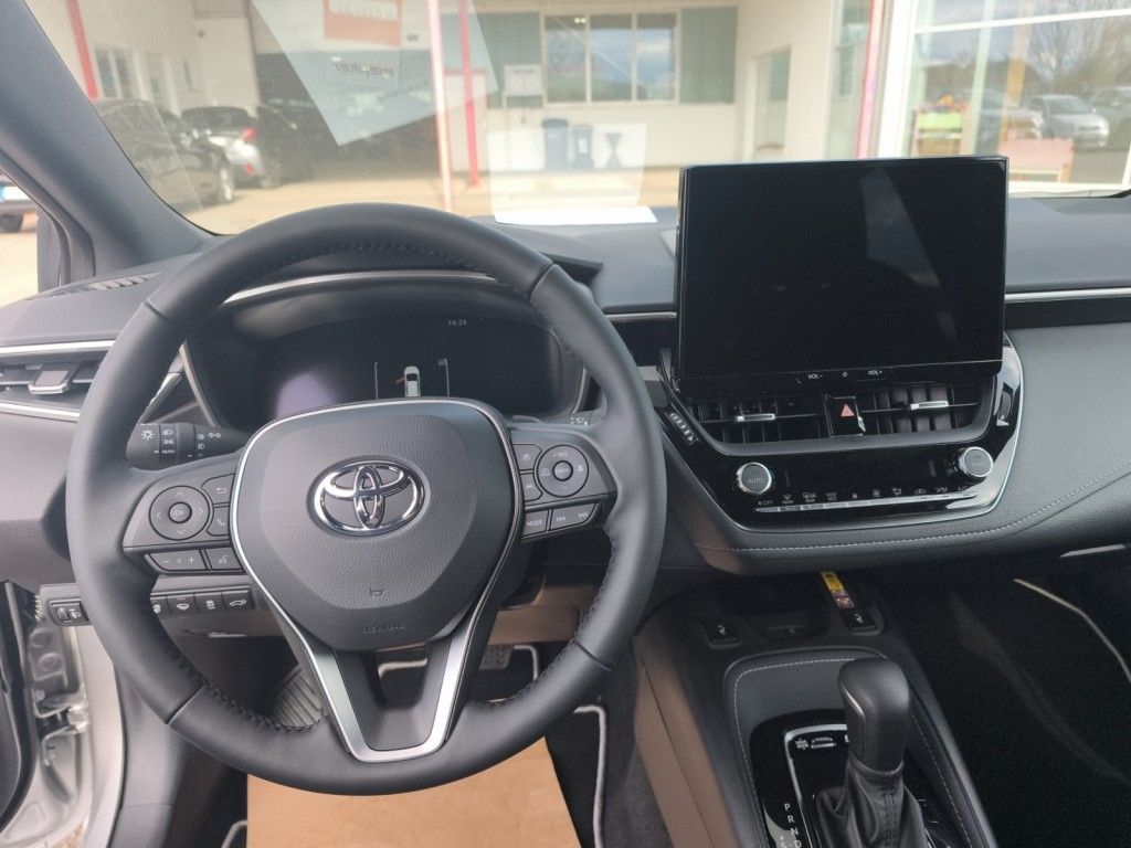 Toyota Corolla 2.0 Hybrid Touring Sports Teamplayer (ZE