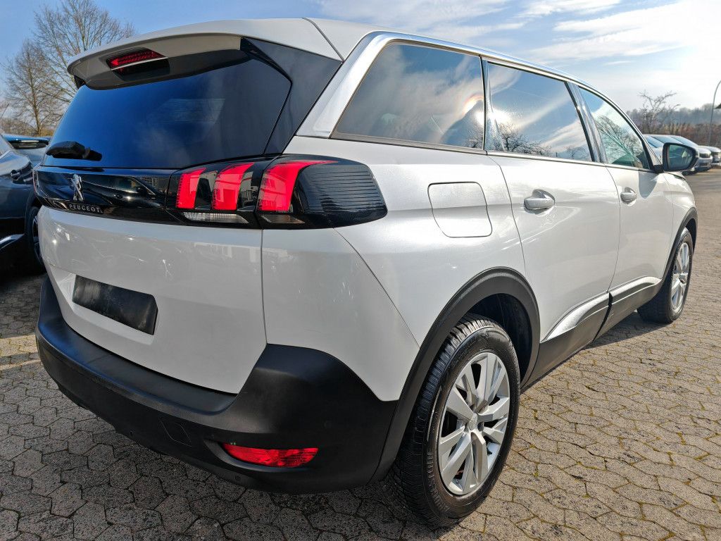 Peugeot 5008 PureTech 130 EAT8 - Samsaru's Car Outlet
