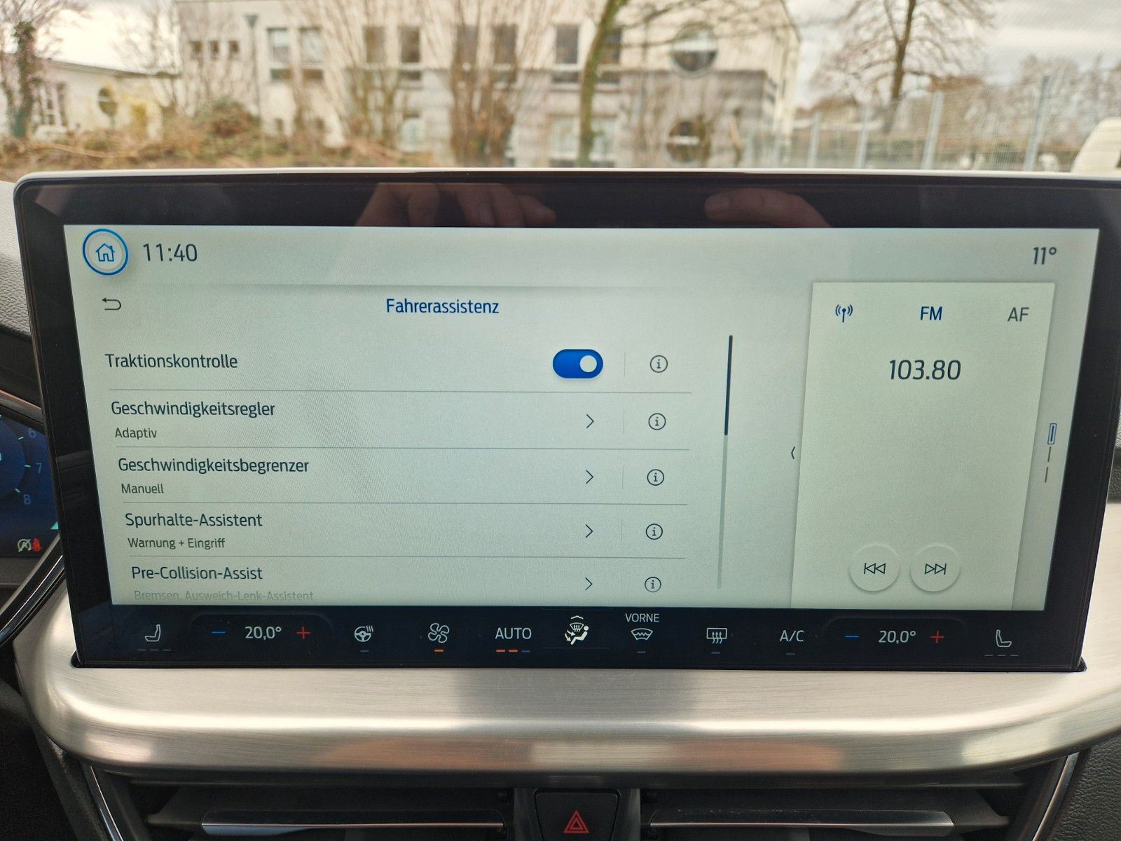 Ford Focus Tun.Titanium 1.Hd Aut. LED AHK NAVI Rf ACC