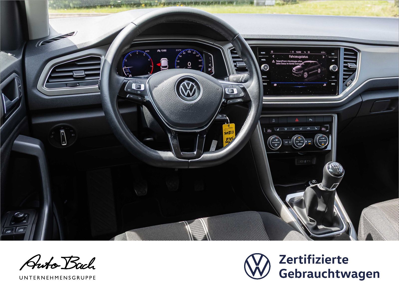 Volkswagen T-Roc 1.0 TSI Style - Samsaru's Car Outlet