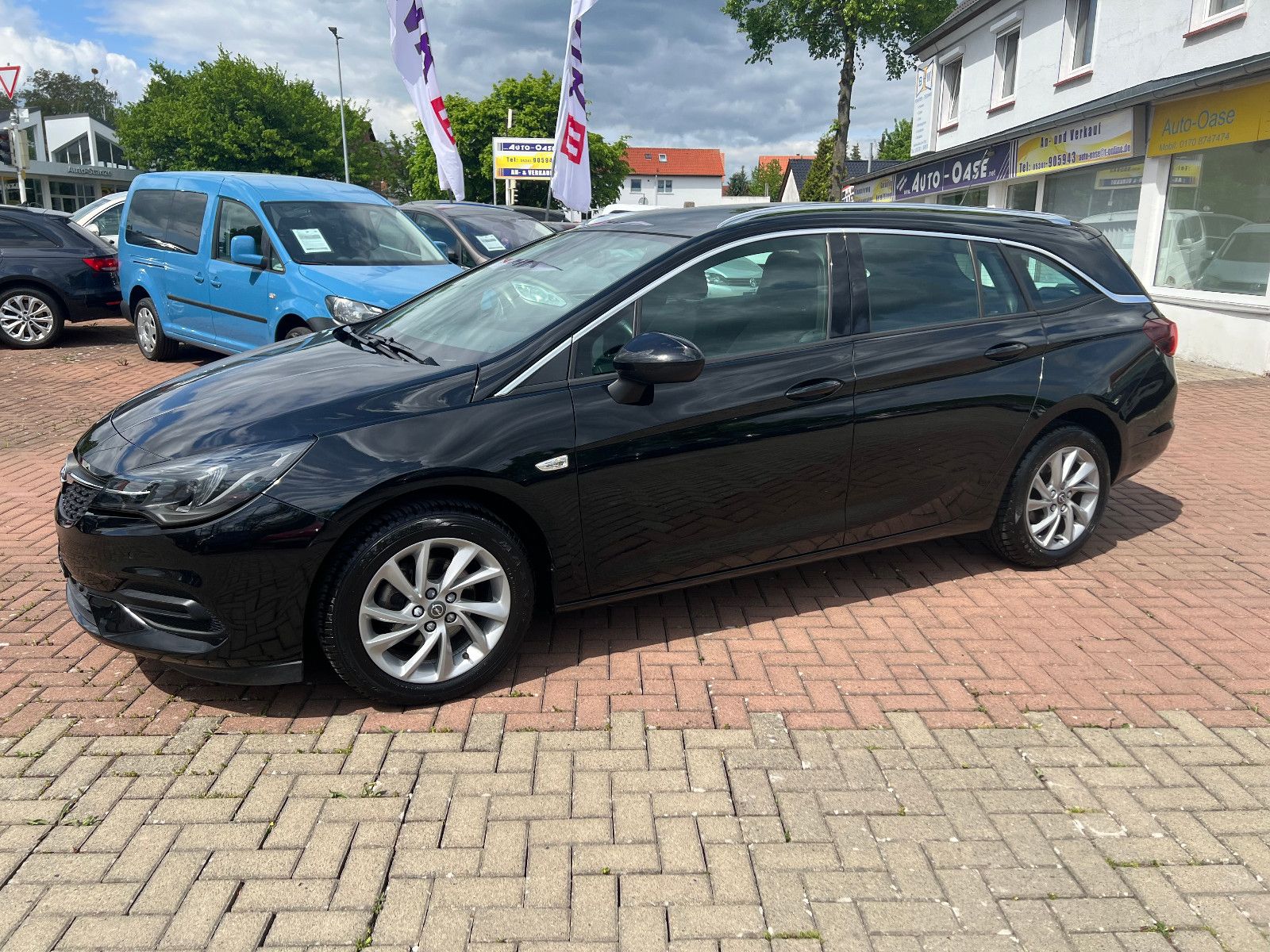 Opel Astra K Sports Tourer Elegance - Samsaru's Car Outlet