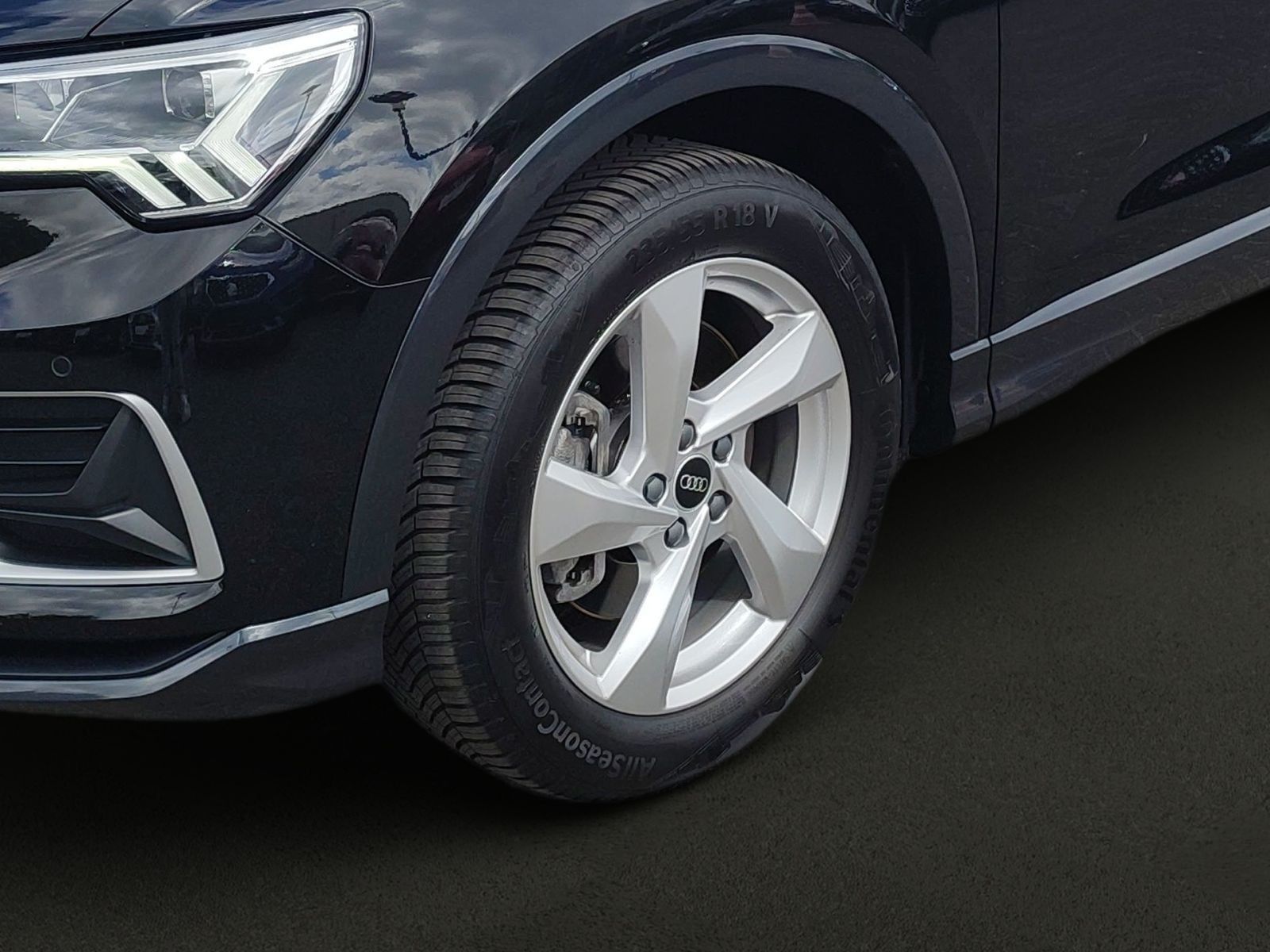 Audi Q3 advanced 40 TDI quattro - Samsaru's Car Outlet