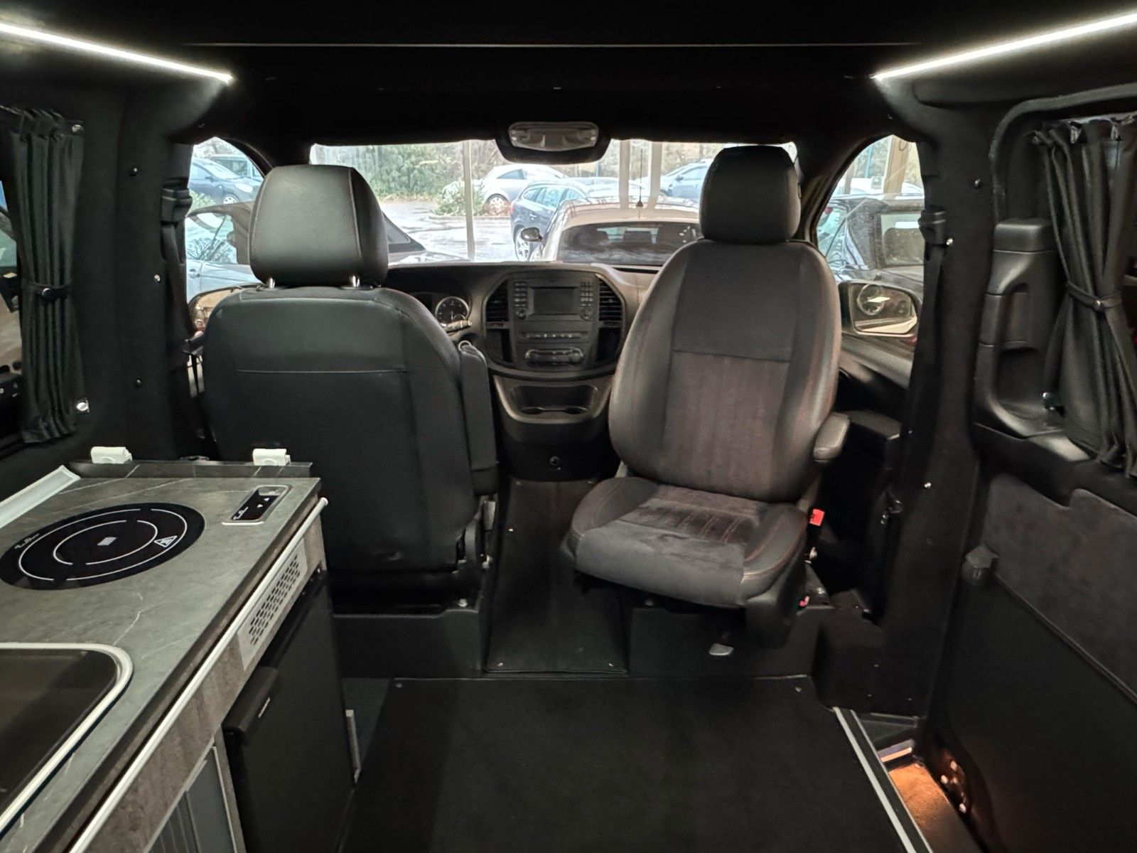 Mercedes-Benz VITO V220 - Samsaru's Car Outlet