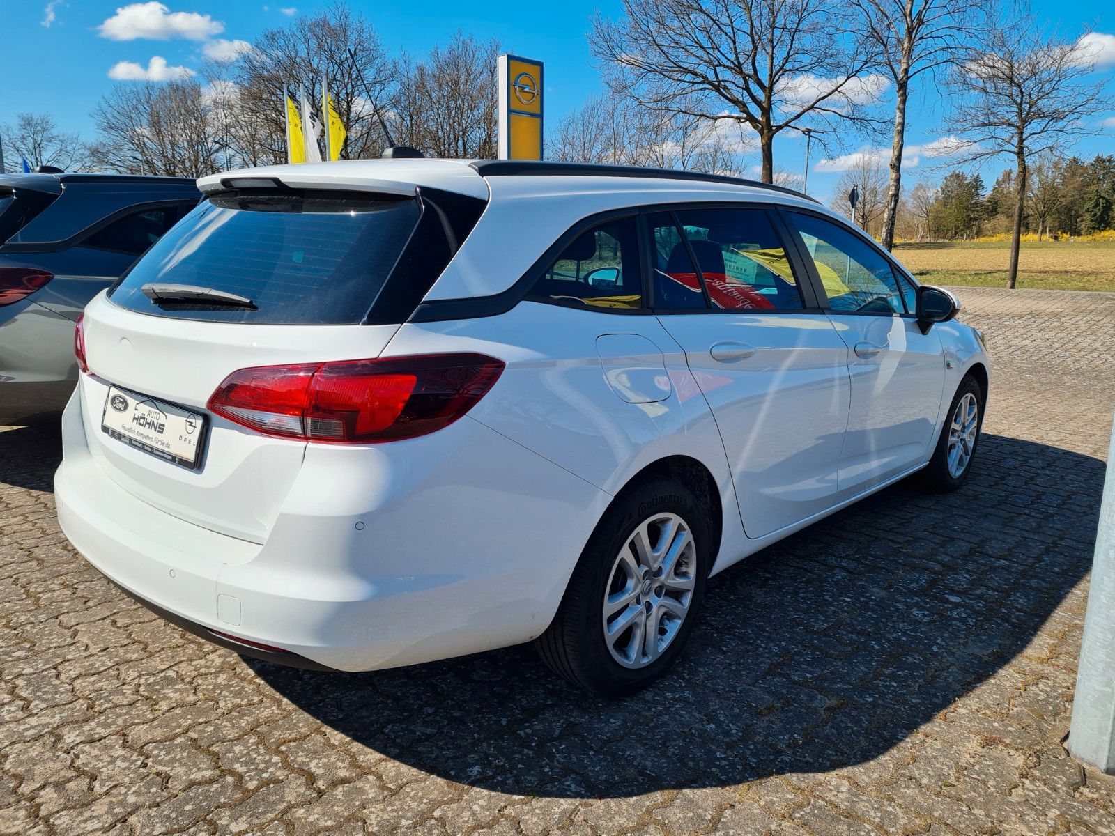 Opel Astra K Sports Tourer - Samsaru's Car Outlet