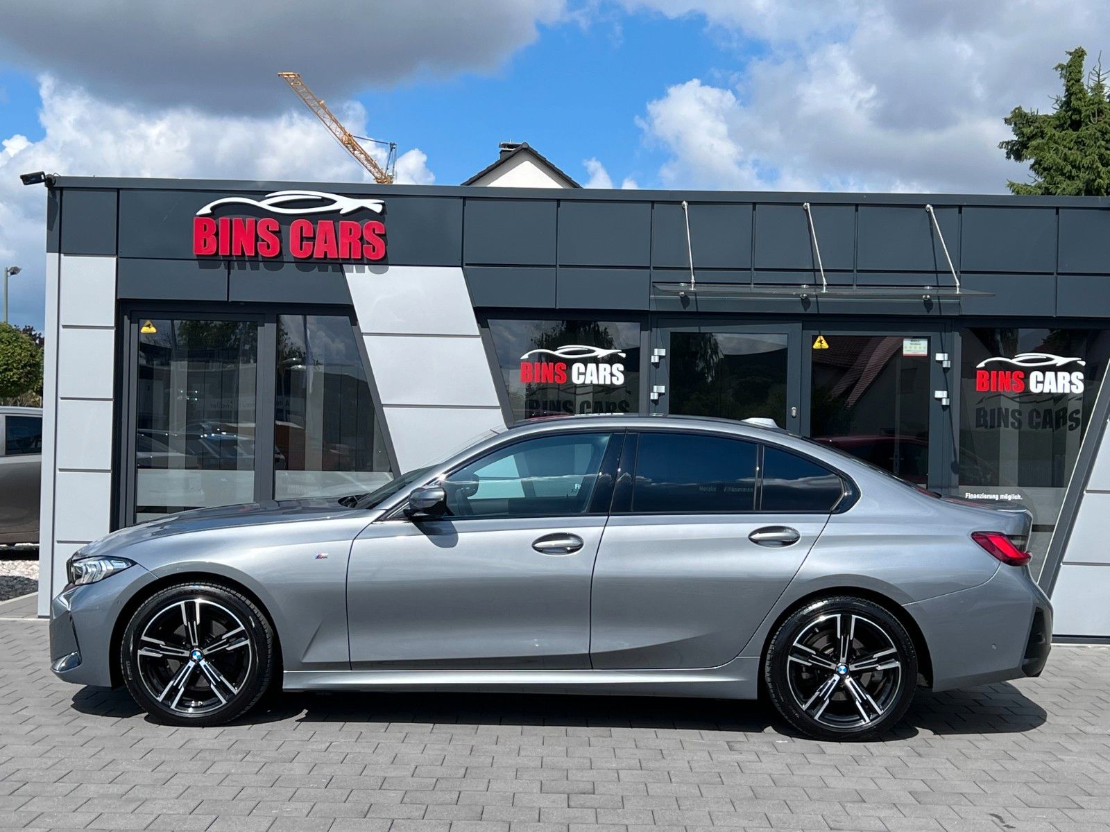 BMW 320d Lim xDrive M Sport - Samsaru's Car Outlet
