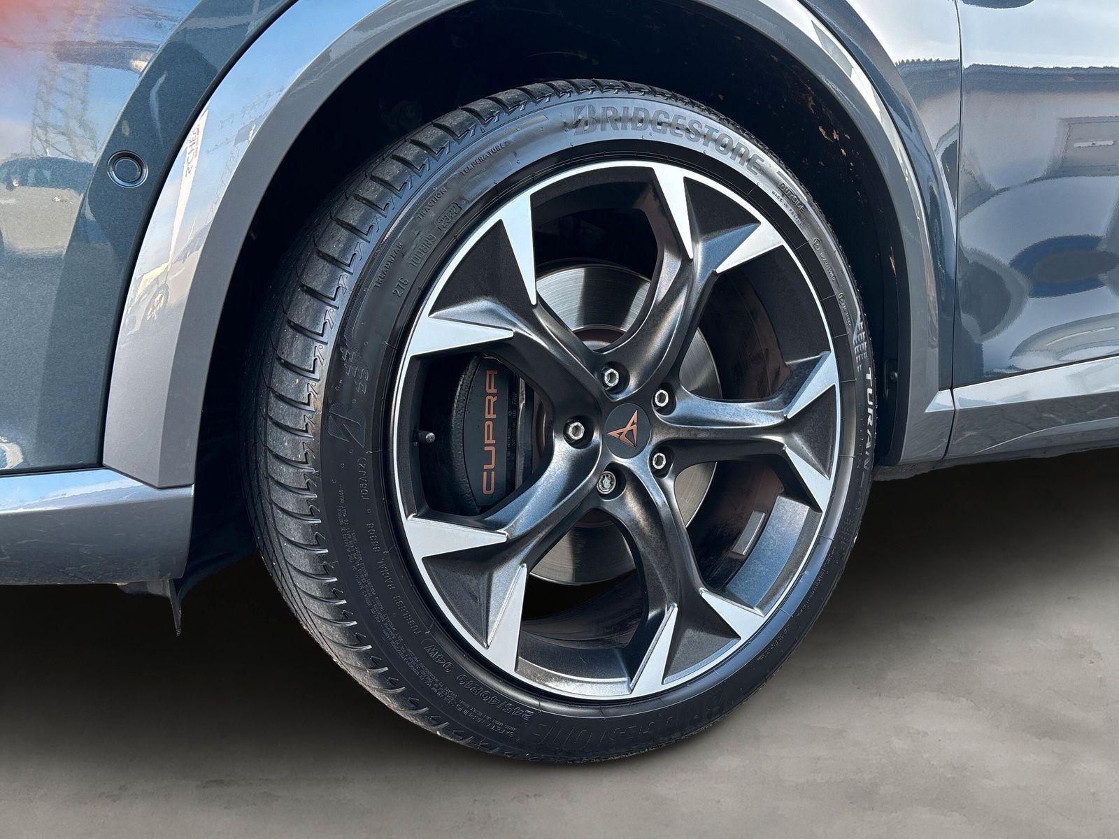 Cupra Formentor VZ 4Drive 2.0 TSI DSG *AHK*PANO*BEATS*