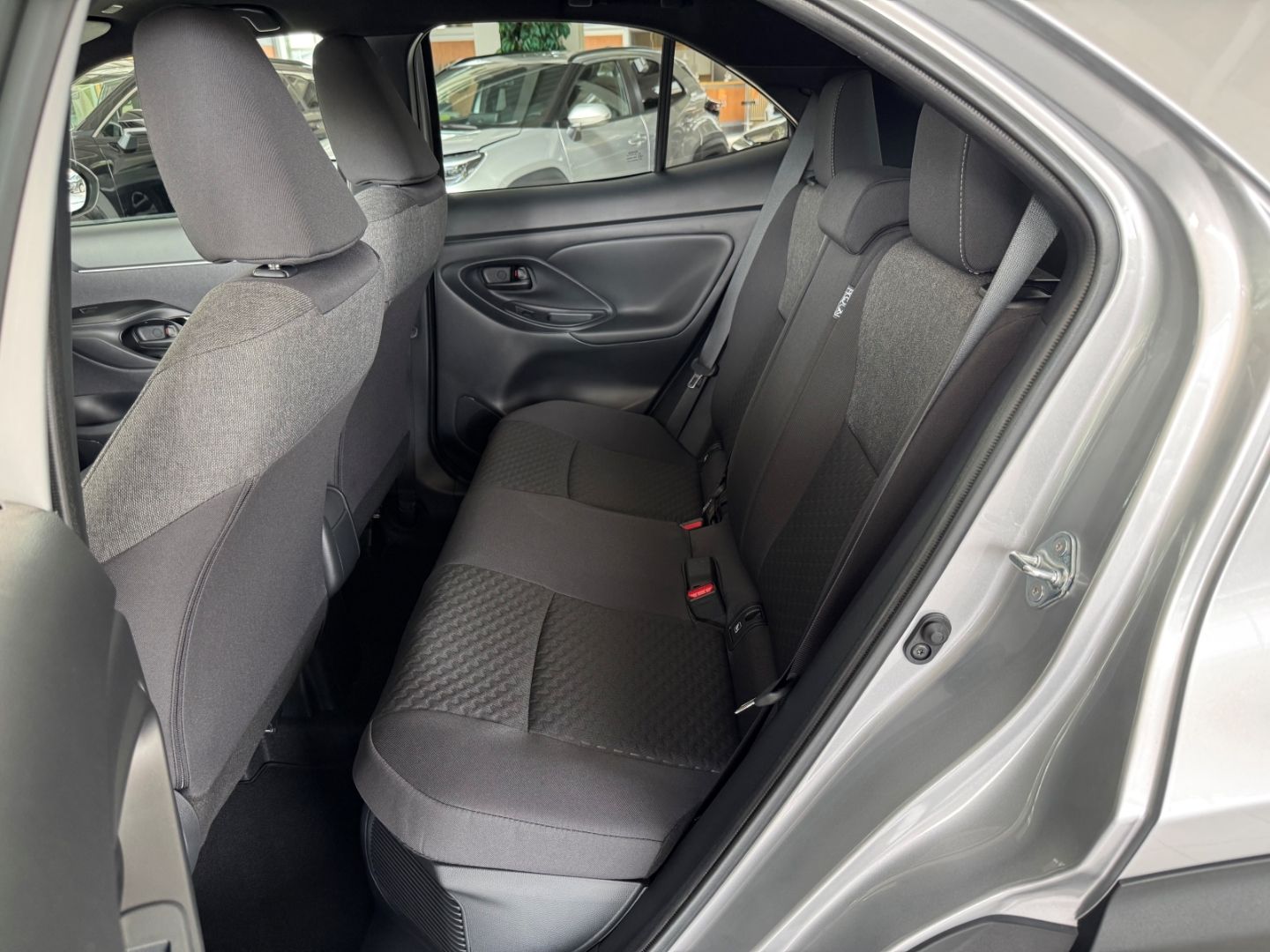 Toyota Yaris Cross Hybrid Team DK 18Zoll Sitzheizung Le