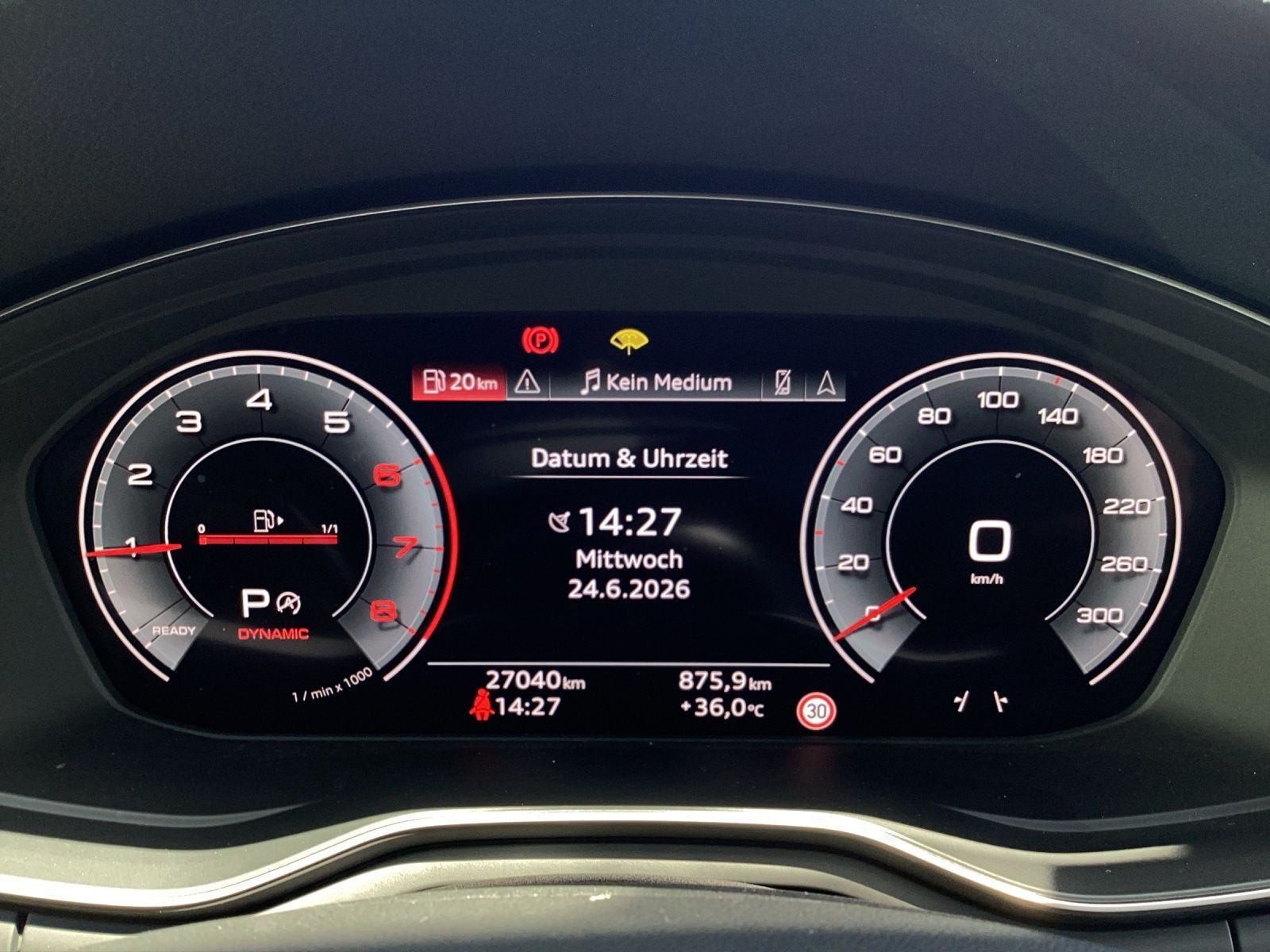Audi A4 Avant 40 TFSI Q 2x S LINE MATRIX AHK LM19 KAM