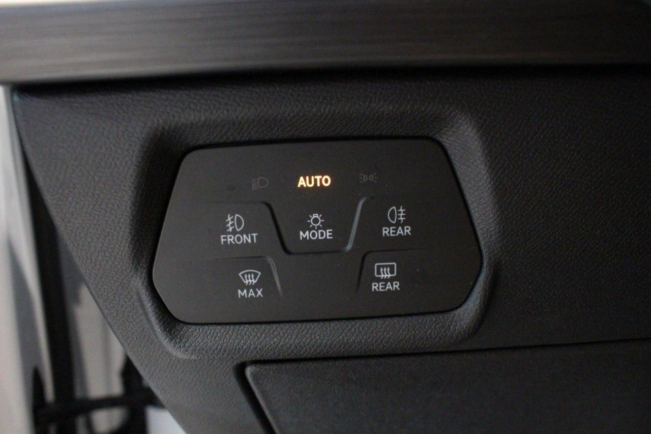 Cupra Formentor VZ 2.0 TSI DSG 4Drive 4JGAR/AHK/PANO/e