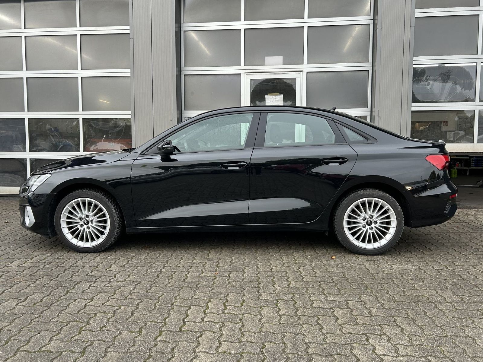 Audi A3 Limousine 2.0 TDI / AHK / Virt. Cock